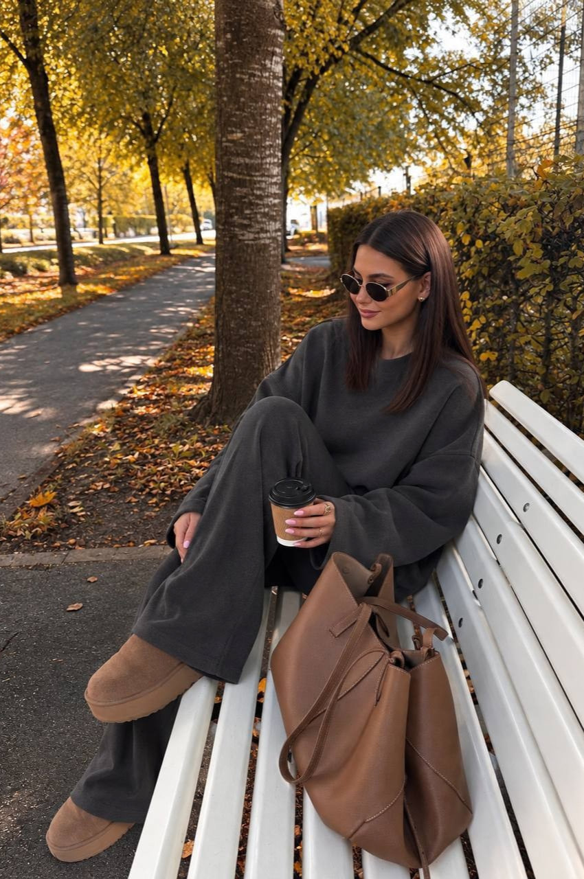 Костюм Soft Flow 2608, графіт, ракурс 2