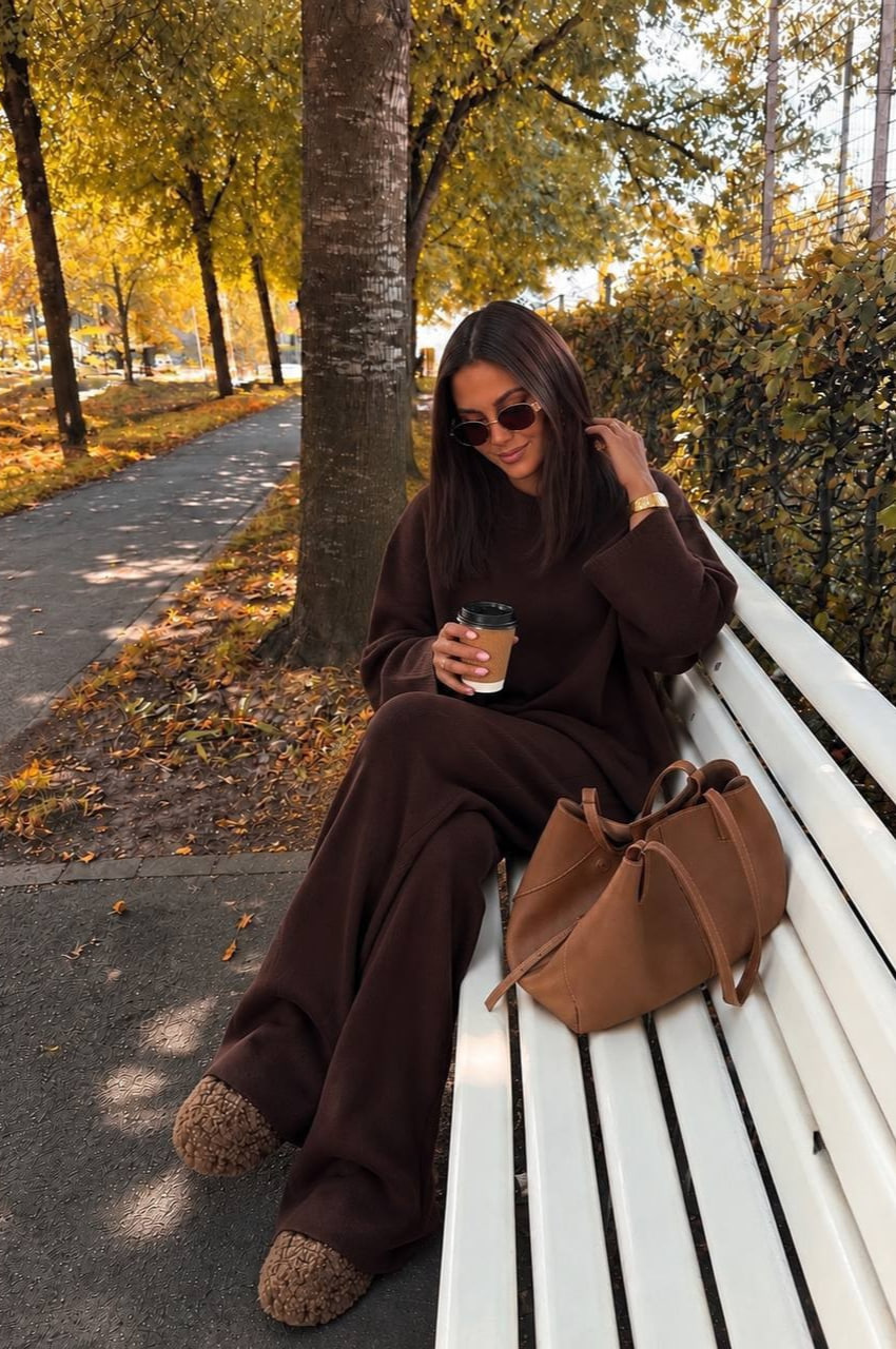 Костюм Soft Flow 2608, шоколад, ракурс 2