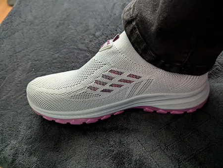 Жіночі ортопедичні кросівки FashionBest