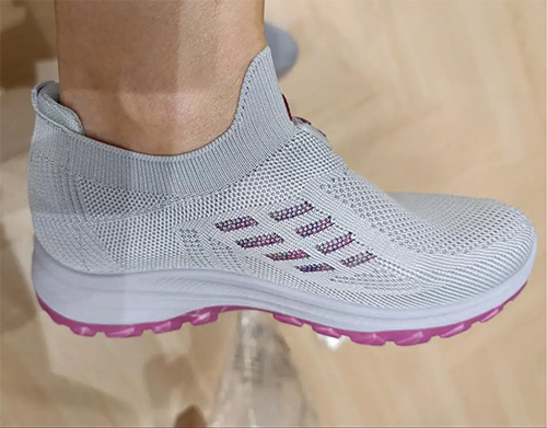 Жіночі ортопедичні кросівки FashionBest